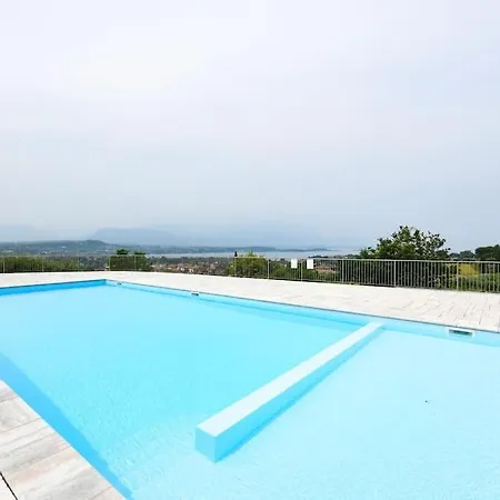 Panorama *